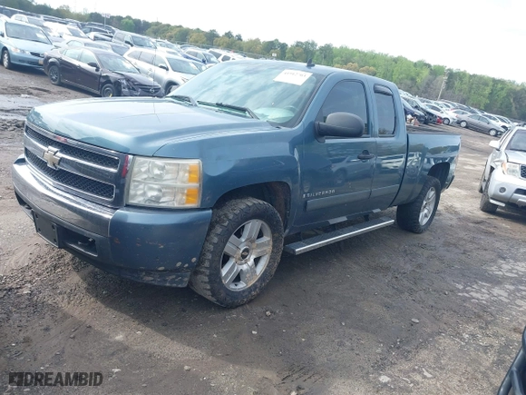 2007 Chevrolet Silverado 1500 LT w/1LT with VIN 1GCEC19JX7Z620827, listed as a IAAI auction lot 41912703 with 229,999 mi miles. Bid and sale history available at carsss.com. Image 2.