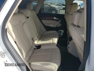 2021 Audi Q5 Prestige z VIN WA1CAAFY5M2033786, wystawiony jako Copart lot #53921355 z przebiegiem 30 628 mil mil oraz Szkoda całkowita • Salvage title. Historia ofert i sprzedaży dostępna na DreamBid. Obrazek 10.