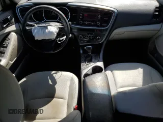 2015 Kia Optima LX z VIN 5XXGM4A78FG354023, wystawiony jako Copart lot #56218145 z przebiegiem 103 054 mil mil oraz Szkoda całkowita • Salvage title. Historia ofert i sprzedaży dostępna na DreamBid. Obrazek 8.