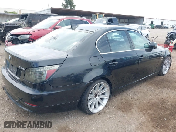 2010 BMW 5 Series 528i xDrive z VIN WBANV1C55AC388294, wystawiony jako IAAI lot #42249284 z przebiegiem Nie podano mil oraz . Historia ofert i sprzedaży dostępna na DreamBid. Obrazek 4.
