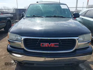2005 GMC Yukon SLT with VIN 1GKEK13TX5R274020, listed as a IAAI auction lot 41889445 with 209,132 mi miles. Bid and sale history available at carsss.com. Image 12.