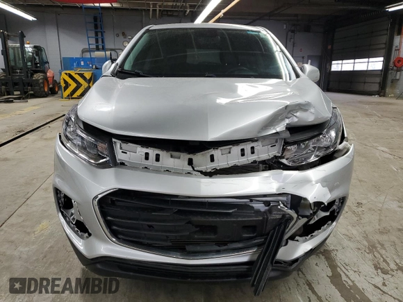 2020 Chevrolet Trax LS with VIN KL7CJKSB7LB327991, listed as a Copart auction lot 49324845 with 54,011 mi miles and Salvage Title. Bid and sale history available at DreamBid. Image 5.
