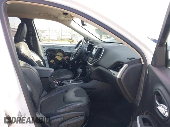 2018 Jeep Cherokee Latitude Plus with VIN 1C4PJLLB0JD584971, listed as a IAAI auction lot 41460976 with 64,100 mi miles. Bid and sale history available at carsss.com. Image 5.