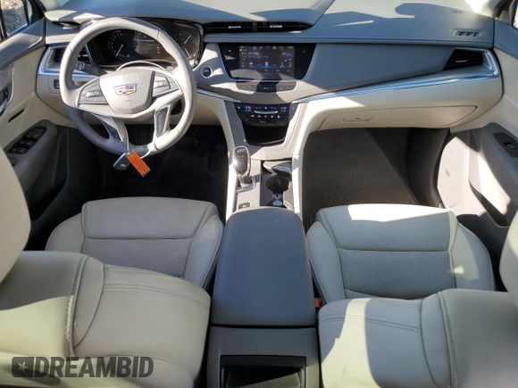 2018 Cadillac XT5 Luxury AWD with VIN 1GYKNDRS3JZ197100, listed as a Copart auction lot 50421165 with 34,911 mi miles and Salvage Title. Bid and sale history available at DreamBid. Image 8.