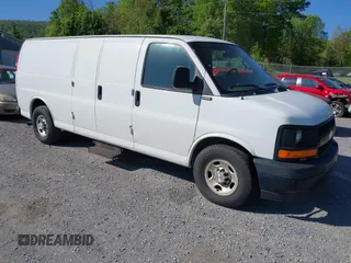 2017 Chevrolet Express Cargo z VIN 1GCZGHFF2H1117517, wystawiony jako IAAI lot #42126231 z przebiegiem 289 653 mil mil oraz . Historia ofert i sprzedaży dostępna na DreamBid. Obrazek 1.