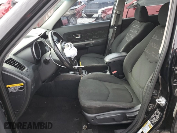 2013 Kia Soul + z VIN KNDJT2A60D7531688, wystawiony jako Copart lot #87522505 z przebiegiem 190 550 mil mil oraz Szkoda całkowita • Salvage title. Historia ofert i sprzedaży dostępna na DreamBid. Obrazek 7.