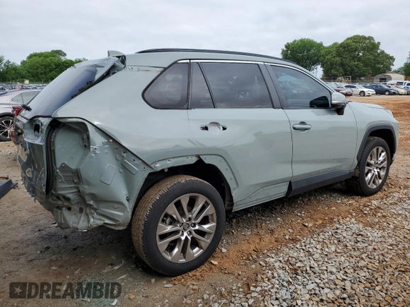 2021 Toyota RAV4 XLE Premium with VIN 2T3C1RFV5MW122775, listed as a Copart auction lot 53689075 with 69,358 mi miles and Salvage title. Bid and sale history available at DreamBid. Image 3.