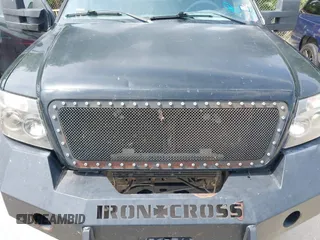 2005 Ford F-150 XLT with VIN 1FTRW12W85KF10850, listed as a IAAI auction lot 42066441 with 226,803 mi miles. Bid and sale history available at carsss.com. Image 6.
