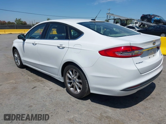 2017 Ford Fusion SE с VIN 3FA6P0HD2HR313811, выставлен на аукционе IAAI как лот 42460885 с пробегом 170 591 миль миль и . История ставок и продаж доступна на DreamBid. Изображение 3.