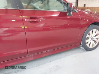 2015 Subaru Legacy Premium с VIN 4S3BNAC61F3004551, выставлен на аукционе IAAI как лот 42800665 с пробегом 208 068 миль миль и . История ставок и продаж доступна на DreamBid. Изображение 6.