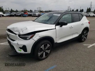 2023 Volvo XC40 Core с VIN YV4ED3UK5P2022997, выставлен на аукционе Copart как лот 56275884 с пробегом 47 689 миль миль и Списание • Salvage title. История ставок и продаж доступна на DreamBid. Изображение 1.