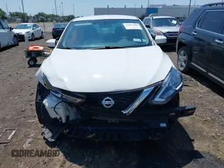 2017 Nissan Sentra S с VIN 3N1AB7AP2HY331301, выставлен на аукционе IAAI как лот 42651668 с пробегом 99 105 миль миль и . История ставок и продаж доступна на DreamBid. Изображение 13.