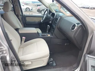 2008 Ford Explorer XLT with VIN 1FMEU73E38UA93462, listed as a IAAI auction lot 41938988 with 188,141 mi miles and . Bid and sale history available at DreamBid. Image 5.