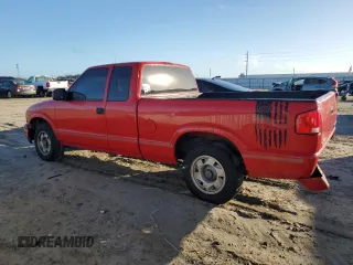 1999 GMC Sonoma SLS with VIN 1GTCS1947X8528794, listed as a Copart auction lot 85357004 with 126,841 mi miles and Salvage Title. Bid and sale history available at carsss.com. Image 2.