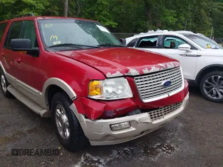 2006 Ford Expedition Eddie Bauer z VIN 1FMPU17506LA33013, wystawiony jako IAAI lot #42201809 z przebiegiem 205 163 mil mil oraz . Historia ofert i sprzedaży dostępna na DreamBid. Obrazek 6.