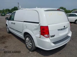 2015 Ram Cargo Van Tradesman с VIN 2C4JRGAG0FR581013, выставлен на аукционе IAAI как лот 42512060 с пробегом 145 287 миль миль и . История ставок и продаж доступна на DreamBid. Изображение 3.