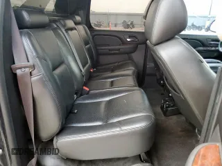 2012 Chevrolet Avalanche LTZ with VIN 3GNMCGE04CG187356, listed as a Copart auction lot 57322005 with 201,268 mi miles and Clean title. Bid and sale history available at DreamBid. Image 10.