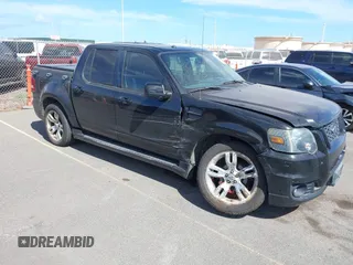 2010 Ford Explorer Sport Trac Limited с VIN 1FMEU3D85AUA33593, выставлен на аукционе IAAI как лот 42555739 с пробегом 106 490 миль миль и . История ставок и продаж доступна на DreamBid. Изображение 1.
