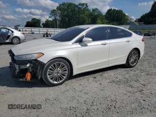 2015 Ford Fusion SE z VIN 3FA6P0HD6FR177163, wystawiony jako Copart lot #54392145 z przebiegiem 187 026 mil mil oraz Szkoda całkowita • Salvage title. Historia ofert i sprzedaży dostępna na DreamBid. Obrazek 1.