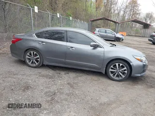 2016 Nissan Altima SR with VIN 1N4AL3AP2GC205455, listed as a IAAI auction lot 42012932 with 98,490 mi miles and . Bid and sale history available at carsss.com. Image 13.