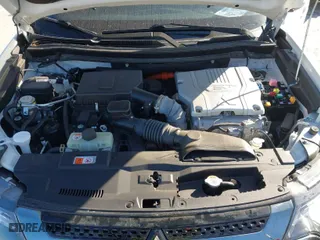 2022 Mitsubishi Outlander PHEV SEL with VIN JA4J2VA76NZ047604, listed as a IAAI auction lot 41780400 with 27,446 mi miles. Bid and sale history available at carsss.com. Image 10.