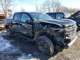 2024 Chevrolet Colorado 4WD Z71 with VIN 1GCPTDEK0R1112392, listed as a Copart auction lot 46505825 with 5,557 mi miles and Salvage Title. Bid and sale history available at carsss.com. Image 4.