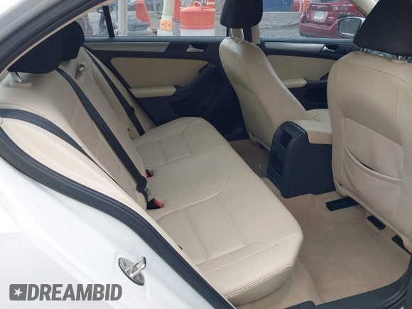 2016 Volkswagen Jetta Sedan 1.4T SE with VIN 3VWD67AJ3GM392427, listed as a IAAI auction lot 41704763 with 84,152 mi miles. Bid and sale history available at carsss.com. Image 8.