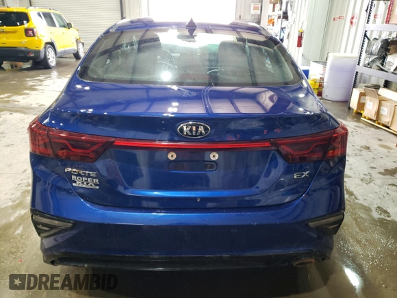 2021 Kia Forte EX with VIN 3KPF54AD5ME410889, listed as a Copart auction lot 45410725 with Not Provided miles and Salvage Title. Bid and sale history available at DreamBid. Image 6.