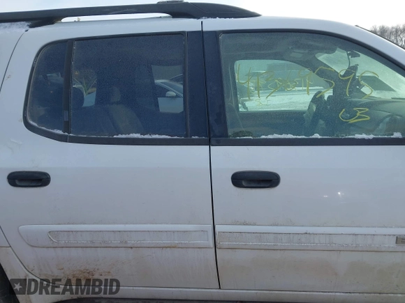 2004 GMC Envoy XL SLE with VIN 1GKET16S046229037, listed as a IAAI auction lot 41369595 with 178,729 mi miles. Bid and sale history available at carsss.com. Image 14.