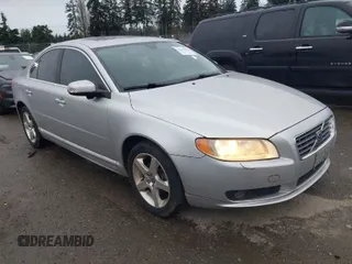 2008 Volvo S80 3.0L Turbo with VIN YV1AH992381082182, listed as a IAAI auction lot 41914448 with 155,045 mi miles. Bid and sale history available at carsss.com. Image 1.