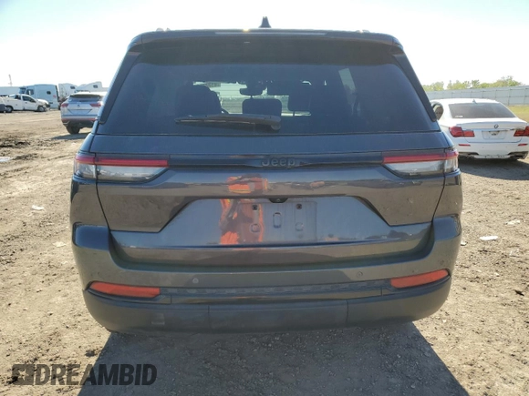 2023 Jeep Grand Cherokee Altitude с VIN 1C4RJGAG2PC623248, выставлен на аукционе Copart как лот 81327544 с пробегом 19 438 миль миль и Списание • Salvage title. История ставок и продаж доступна на DreamBid. Изображение 6.