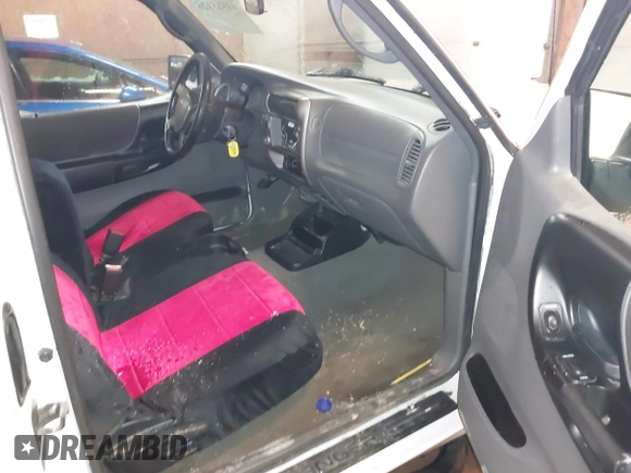 2006 Ford Ranger XLT with VIN 1FTZR45E76PA41525, listed as a IAAI auction lot 41565126 with 185,961 mi miles. Bid and sale history available at carsss.com. Image 5.