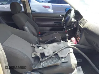 2001 Volkswagen GTI GLS с VIN 9BWDD61J814054730, выставлен на аукционе IAAI как лот 42370436 с пробегом 180 406 миль миль и . История ставок и продаж доступна на DreamBid. Изображение 5.