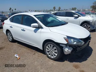 2018 Nissan Sentra S z VIN 3N1AB7AP6JY301076, wystawiony jako IAAI lot #42300529 z przebiegiem 117 730 mil mil oraz . Historia ofert i sprzedaży dostępna na DreamBid. Obrazek 1.