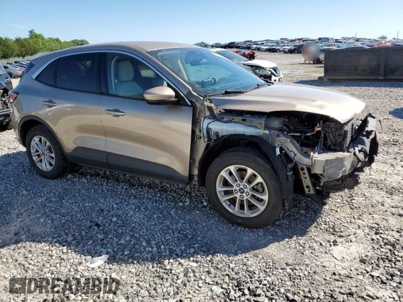 2020 Ford Escape SE z VIN 1FMCU9G69LUB63156, wystawiony jako Copart lot #57412545 z przebiegiem 82 230 mil mil oraz Czysty tytuł • Clean title. Historia ofert i sprzedaży dostępna na DreamBid. Obrazek 4.