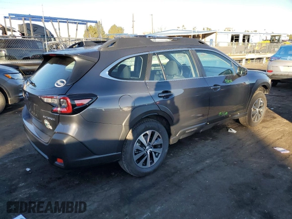 2025 Subaru Outback with VIN 4S4BTAAC6S3121899, listed as a Copart auction lot 83969844 with 3,497 mi miles and Salvage Title. Bid and sale history available at carsss.com. Image 3.