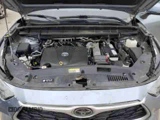 2022 Toyota Highlander LE z VIN 5TDZZRAH7NS101157, wystawiony jako Copart lot #58415605 z przebiegiem 29 941 mil mil oraz Szkoda całkowita • Salvage title. Historia ofert i sprzedaży dostępna na DreamBid. Obrazek 12.