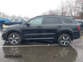 2021 Kia Sorento EX with VIN 5XYRHDLF4MG056093, listed as a IAAI auction lot 41848300 with 41,226 mi miles. Bid and sale history available at carsss.com. Image 14.
