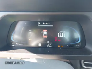 2024 Hyundai Elantra SE with VIN KMHLL4DG9RU802003, listed as a IAAI auction lot 41684367 with 2,760 mi miles and . Bid and sale history available at DreamBid. Image 7.