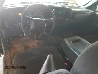 2002 Chevrolet Silverado 1500 LS with VIN 1GCEK19T82E298046, listed as a Copart auction lot 52758135 with 179,594 mi miles and Salvage Title. Bid and sale history available at DreamBid. Image 8.