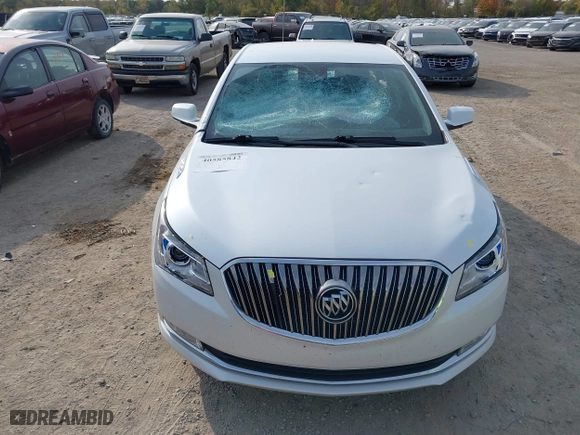 2016 Buick LaCrosse Sport Touring with VIN 1G4G45G37GF281927, listed as a IAAI auction lot 40585842 with 116,409 mi miles. Bid and sale history available at carsss.com. Image 12.