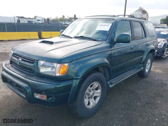 2001 Toyota 4Runner SR5 with VIN JT3GN86R610203825, listed as a IAAI auction lot 41820142 with 217,065 mi miles. Bid and sale history available at carsss.com. Image 2.