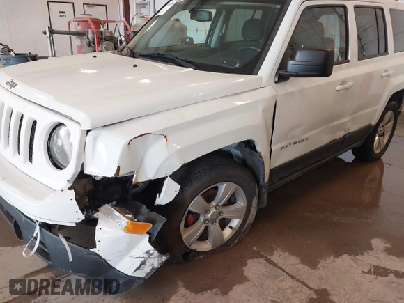 2016 Jeep Patriot High Altitude with VIN 1C4NJRFB4GD658942, listed as a IAAI auction lot 42306838 with 111,792 mi miles and . Bid and sale history available at DreamBid. Image 12.