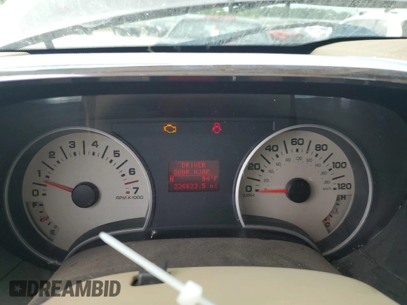2007 Ford Explorer Eddie Bauer with VIN 1FMEU74E67UB17329, listed as a Copart auction lot 64646265 with 226,623 mi miles and Clean title. Bid and sale history available at DreamBid. Image 9.