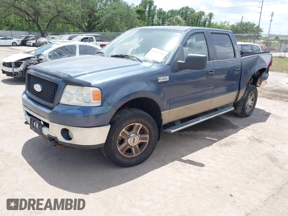 2006 Ford F-150 XLT with VIN 1FTPW14516FB55641, listed as a IAAI auction lot 42158769 with 204,517 mi miles and . Bid and sale history available at carsss.com. Image 2.