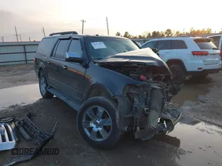 2011 Ford Expedition EL XLT with VIN 1FMJK1H51BEF15885, listed as a IAAI auction lot 41172398 with 1 mi miles. Bid and sale history available at carsss.com. Image 1.