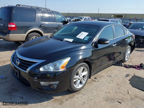 2014 Nissan Altima 2.5 SV with VIN 1N4AL3AP3EC400848, listed as a IAAI auction lot 41702231 with 246,548 mi miles. Bid and sale history available at carsss.com. Image 17.