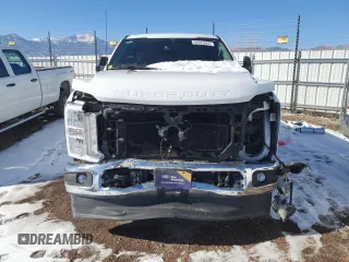 2023 Ford F-250 XL with VIN 1FT7W2BT4PEC35269, listed as a Copart auction lot 42623665 with 115,402 mi miles and Salvage Title. Bid and sale history available at DreamBid. Image 5.