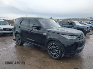 2019 Land Rover Discovery SE with VIN SALRG2RV1KA095137, listed as a IAAI auction lot 38865589 with 76,920 mi miles. Bid and sale history available at carsss.com. Image 1.