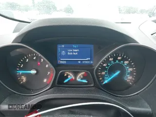 2013 Ford Escape SE с VIN 1FMCU9G9XDUD72871, выставлен на аукционе IAAI как лот 42194776 с пробегом 70 031 миль миль и . История ставок и продаж доступна на DreamBid. Изображение 7.